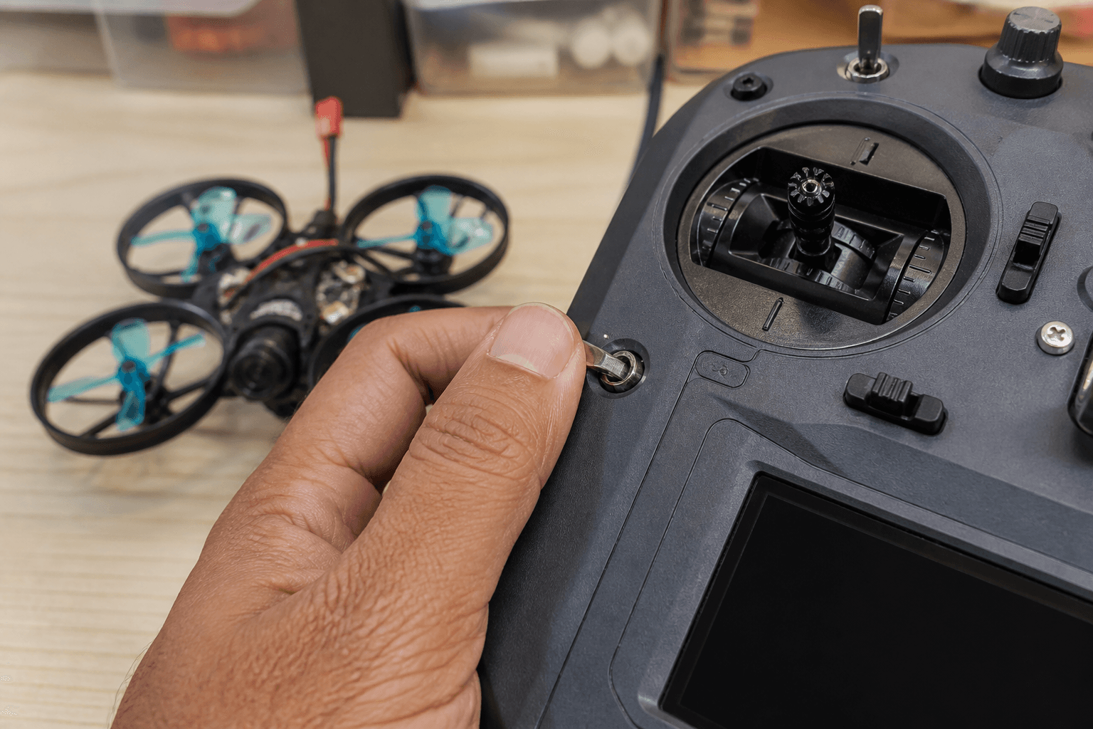 How to fly FPV in Acro mode: Acro vs Angle in one table